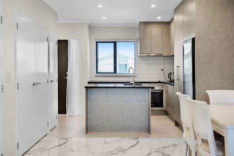 Photo of property in 21a Ventura Street, Mangere, Auckland, 2022