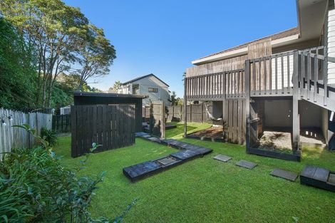 Photo of property in 21 Ian Sage Avenue, Torbay, Auckland, 0630