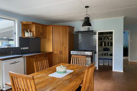 Photo of property in 490 River Road, Kumeroa, Woodville, 4997