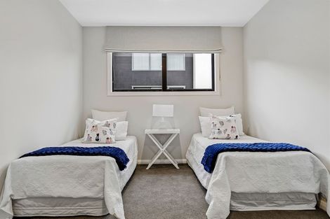 Photo of property in 6 Old Stone Lane, Cracroft, Christchurch, 8022