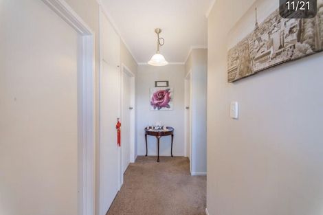Photo of property in 4 Seaton Road, Murrays Bay, Auckland, 0630