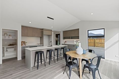 Photo of property in 10 Eccles Place, Halswell, Christchurch, 8025