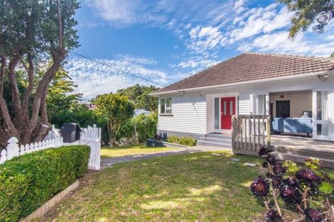 Photo of property in 49 Tarawera Road, Johnsonville, Wellington, 6037
