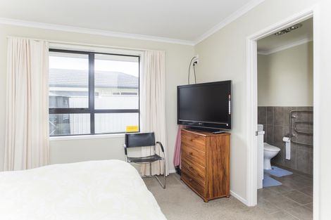 Photo of property in 2 Roger Street, Lytton West, Gisborne, 4010