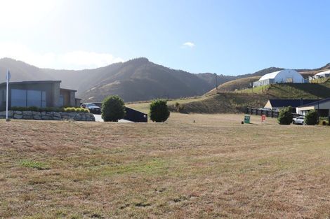 Photo of property in 111 Bay View Road, Atawhai, Nelson, 7010