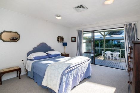 Photo of property in 10 Oregon Road, Te Awanga, 4102