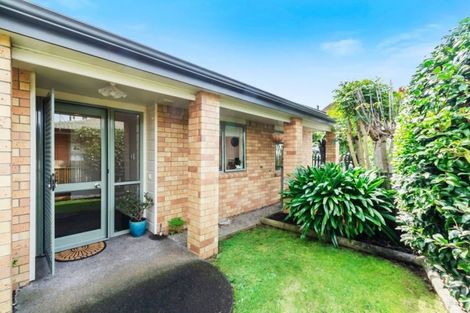 Photo of property in 5/17 Youngs Road, Papakura, 2110