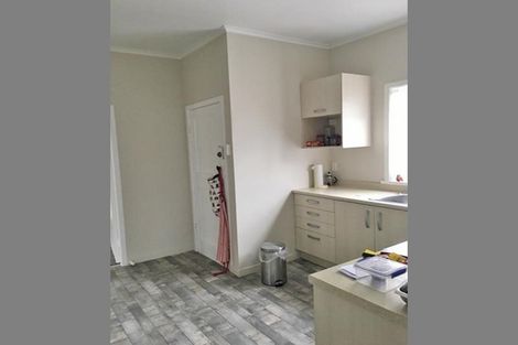 Photo of property in 5/9 South Street, Papakura, 2110