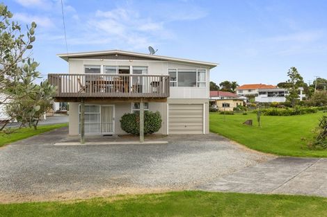 Photo of property in 39b Wallis Street, Raglan, 3225