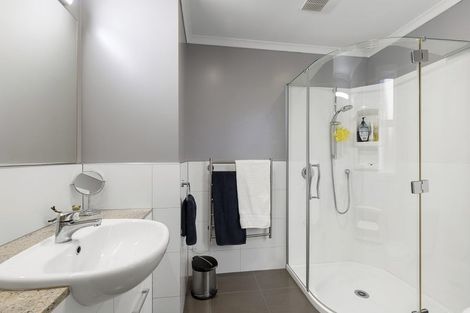 Photo of property in 13 Kowhai Street, Tawa, Wellington, 5028