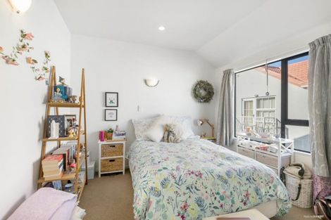 Photo of property in 1/142 Ghuznee Street, Te Aro, Wellington, 6011