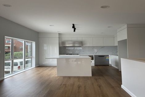 Photo of property in 36b Staveley Avenue, Mount Roskill, Auckland, 1041