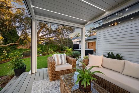 Photo of property in 1a Mozeley Avenue, Devonport, Auckland, 0624
