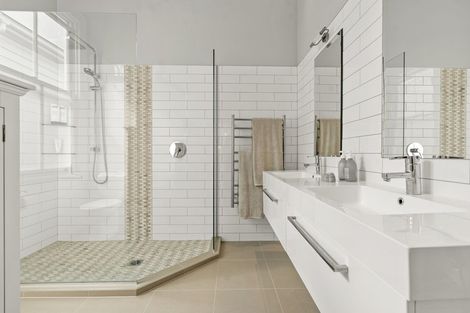 Photo of property in 7 King Edward Parade, Devonport, Auckland, 0624