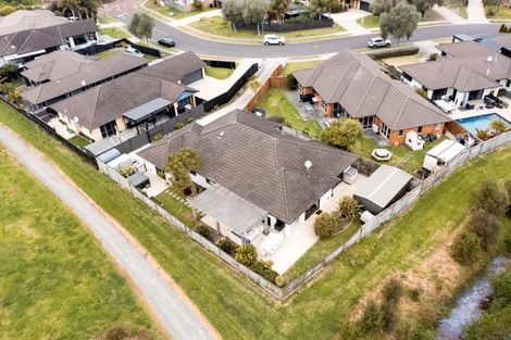 Photo of property in 12 Carrington Drive, Papamoa Beach, Papamoa, 3118