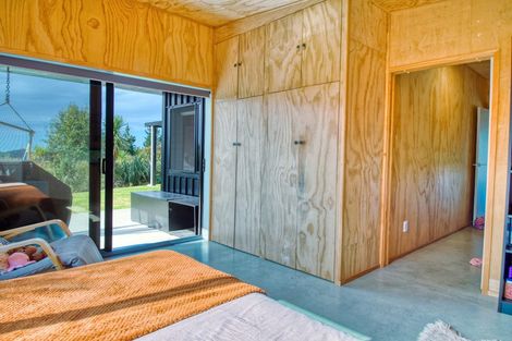 Photo of property in 58 Beasley Road, Pataua South, Onerahi, 0192