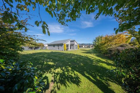 Photo of property in 25 Pop Andrew Drive, Te Anau, 9600