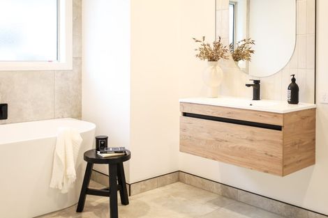 Photo of property in 108 Freedom Drive, Kelvin Grove, Palmerston North, 4470