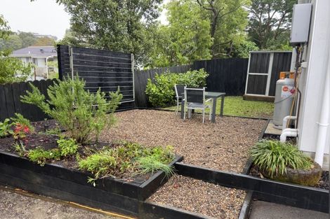 Photo of property in 8 Tableau Place, Totara Vale, Auckland, 0629