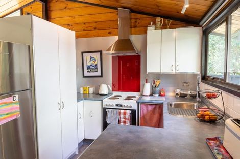 Photo of property in 17 Denver Grove, Totara Park, Upper Hutt, 5018