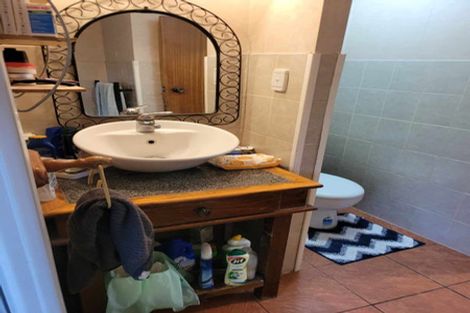 Photo of property in 4 Fleur Avenue, Pakuranga Heights, Auckland, 2010