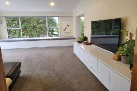 Photo of property in 4 Chorley Grove, Churton Park, Wellington, 6037