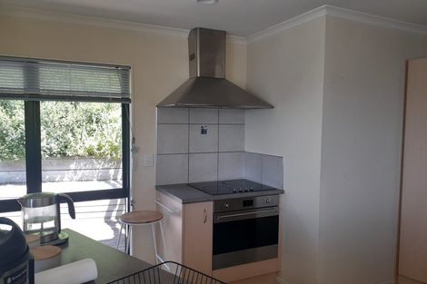 Photo of property in 3/19 Onslow Road, Khandallah, Wellington, 6035