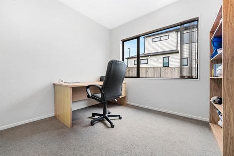 Photo of property in 112 Parkview Drive, Gulf Harbour, Whangaparaoa, 0930