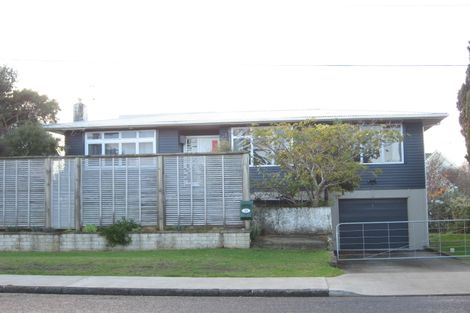 Photo of property in 124 Alexander Road, Raumati Beach, Paraparaumu, 5032