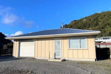 Photo of property in 13 Alexander Terrace, Greymouth, 7805