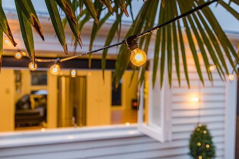 Photo of property in 222 Henderson Valley Road, Henderson, Auckland, 0612