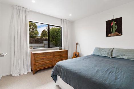Photo of property in 2/12 Fallow Street, Browns Bay, Auckland, 0630