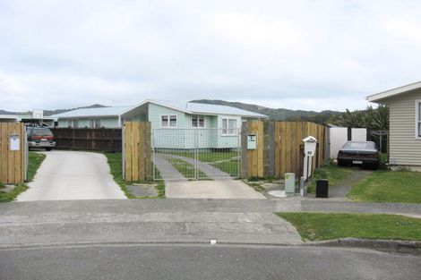 Photo of property in 24 Dewsbury Grove, Wainuiomata, Lower Hutt, 5014