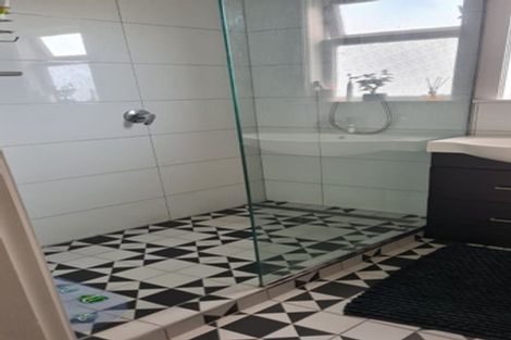 Photo of property in 45 Cologne Street, Martinborough, 5711