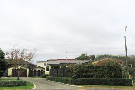 Photo of property in 9 Park Road, Paraparaumu Beach, Paraparaumu, 5032