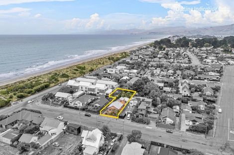 Photo of property in 13 Effingham Street, North New Brighton, Christchurch, 8083