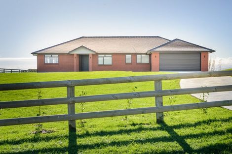 Photo of property in 117 Kingsdale Park Drive, Aokautere, Palmerston North, 4471