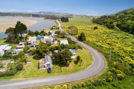 Photo of property in 282 Newhaven Road, New Haven, Owaka, 9585