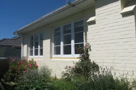 Photo of property in 41 Ihle Street, Terrace End, Palmerston North, 4410