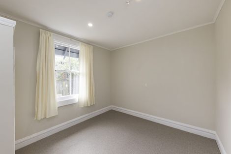 Photo of property in 53 Lombard Street, Palmerston North, 4410