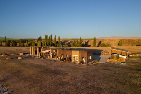 Photo of property in 309 Golden Road, Springvale, Alexandra, 9393