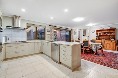 Photo of property in 49 Chesterfield Way, Orewa, 0931