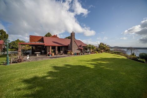 Photo of property in 105 Tahunatapu Road, Parua Bay, Whangarei, 0174