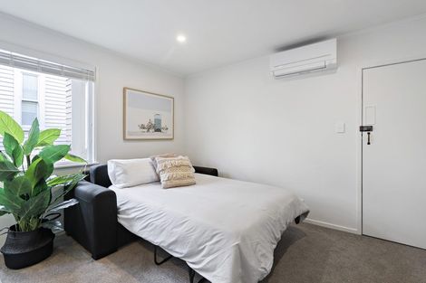 Photo of property in 213 Jervois Road, Herne Bay, Auckland, 1011