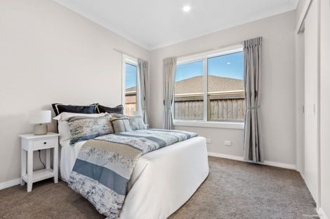 Photo of property in 6 Paso Fino Crescent, Karaka, Papakura, 2113