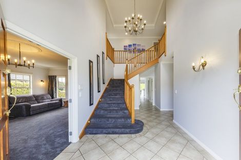 Photo of property in 11 The Oaks, Awapuni, Palmerston North, 4412