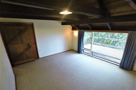 Photo of property in 52 Milne Terrace, Island Bay, Wellington, 6023