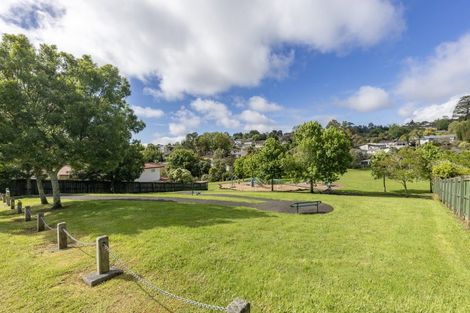 Photo of property in 26 Killygordon Place, Massey, Auckland, 0614