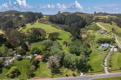 Photo of property in 863 Weranui Road, Wainui, Silverdale, 0994