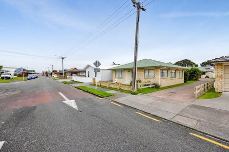 Photo of property in 21a Clemow Road, Fitzroy, New Plymouth, 4312